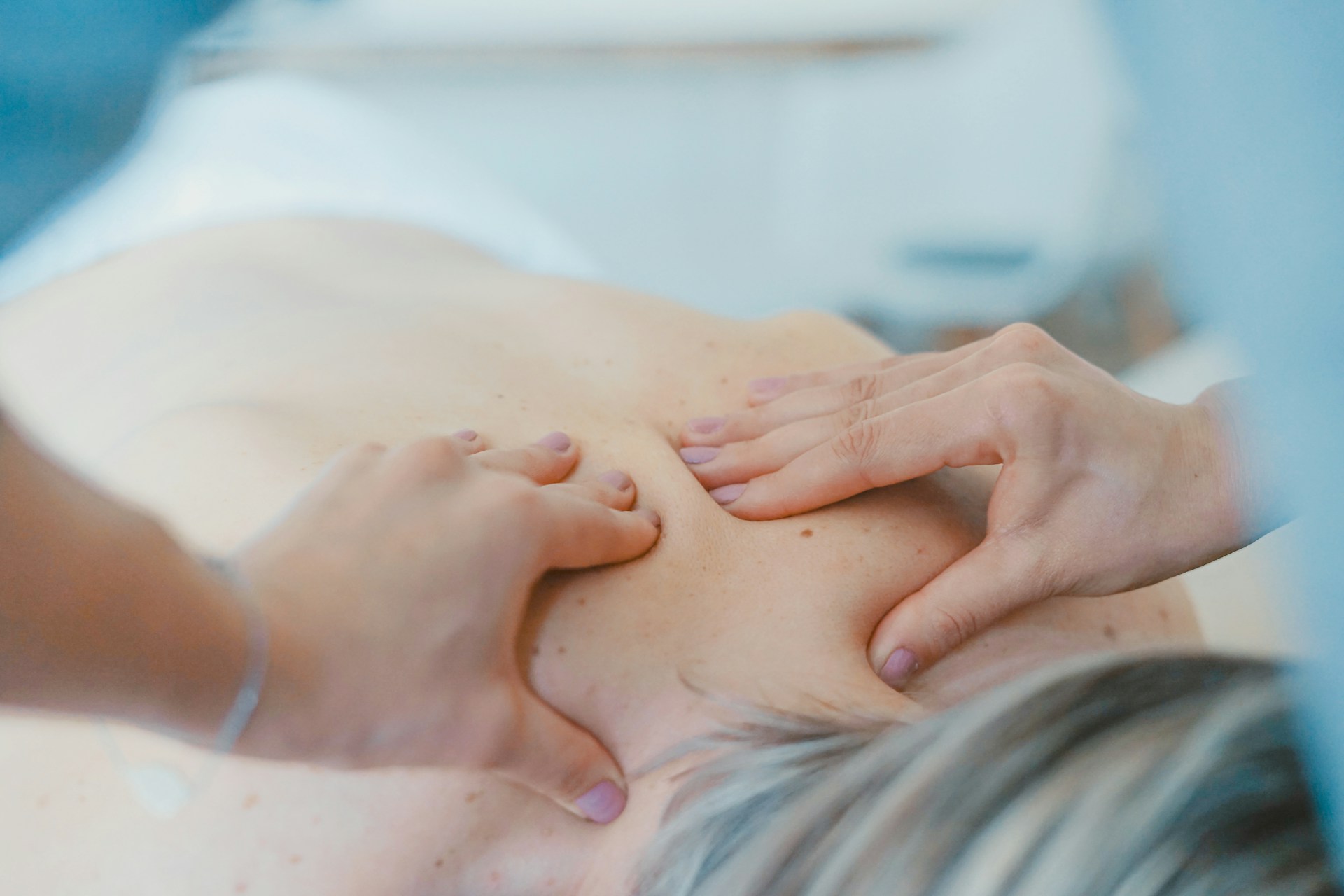 Reduce Chronic Pain: Explore Deep Tissue Therapy